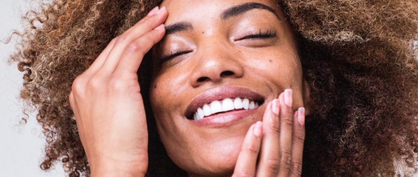 Editor’s Picks: 5 Essential Skincare Products for Dewy Summer Skin