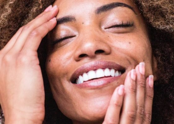 Editor’s Picks: 5 Essential Skincare Products for Dewy Summer Skin